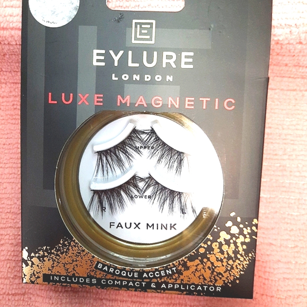 Luxe Faux Mink Magnetic Lashes!